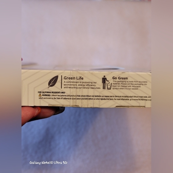 0776. NWTs ~ LAX ~ Magnetic Wireless ~ Rapid Charging Powerbank ~ 7200 mAh - Picture 4 of 7